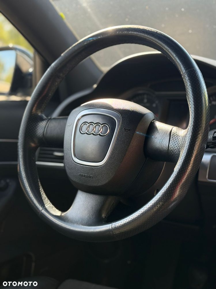 Audi A6 Avant - 14