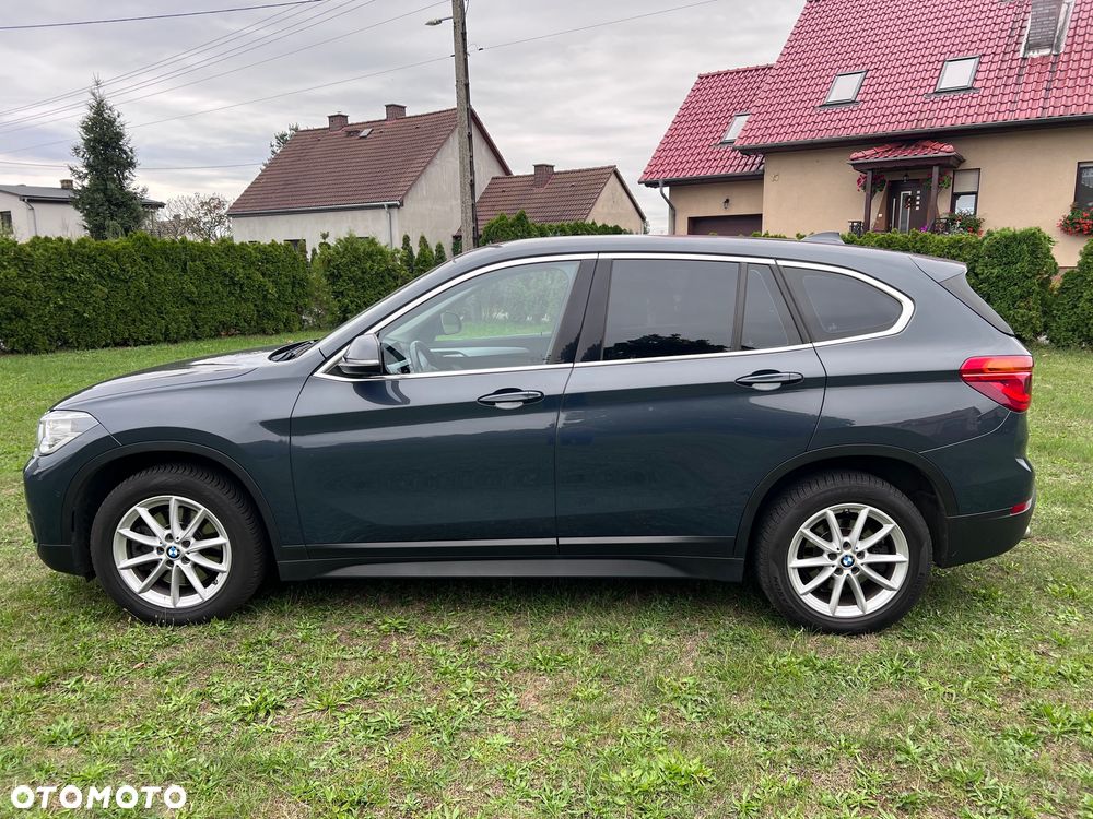 BMW X1 xDrive20d Advantage - 9