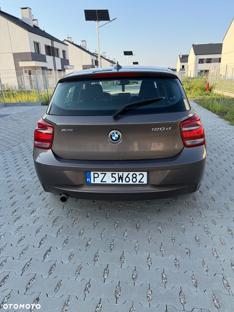BMW Seria 1 120d xDrive - 6