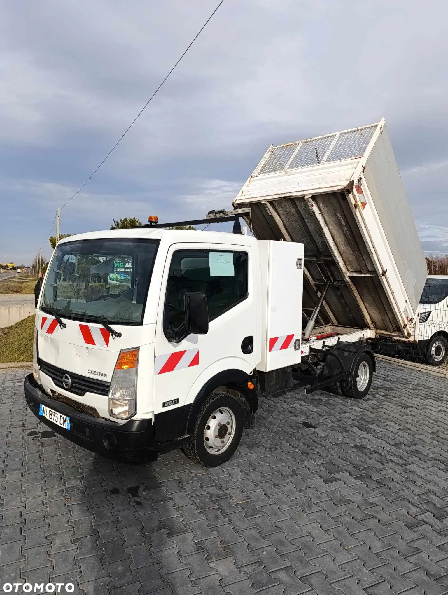 Nissan CABSTAR - 6