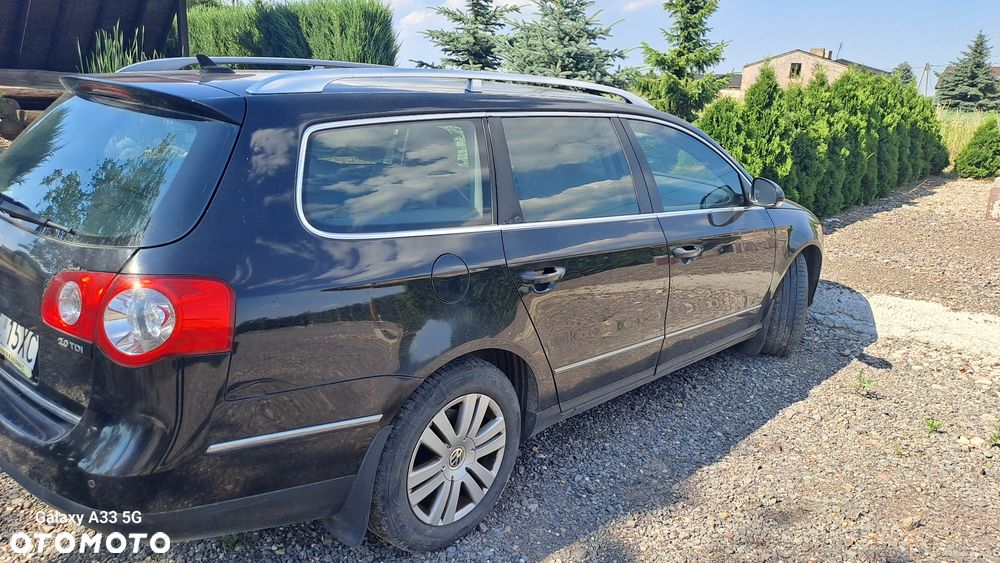 Volkswagen Passat 2009 photo 2