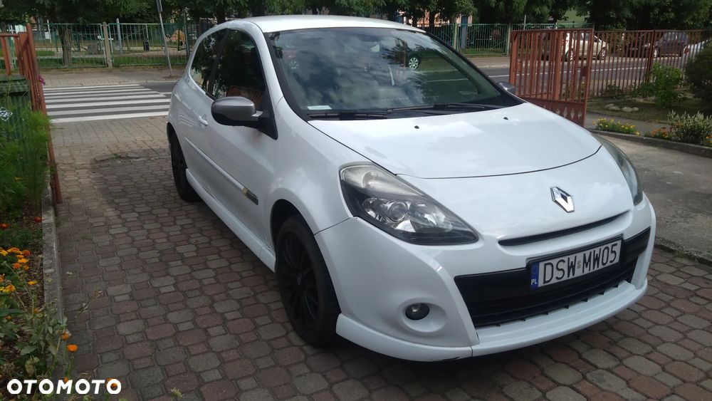 Renault Clio 1.6 16V GT - 2