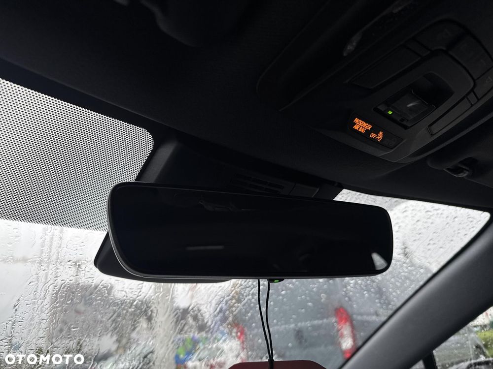 Toyota Corolla 1.8 Hybrid Comfort - 21