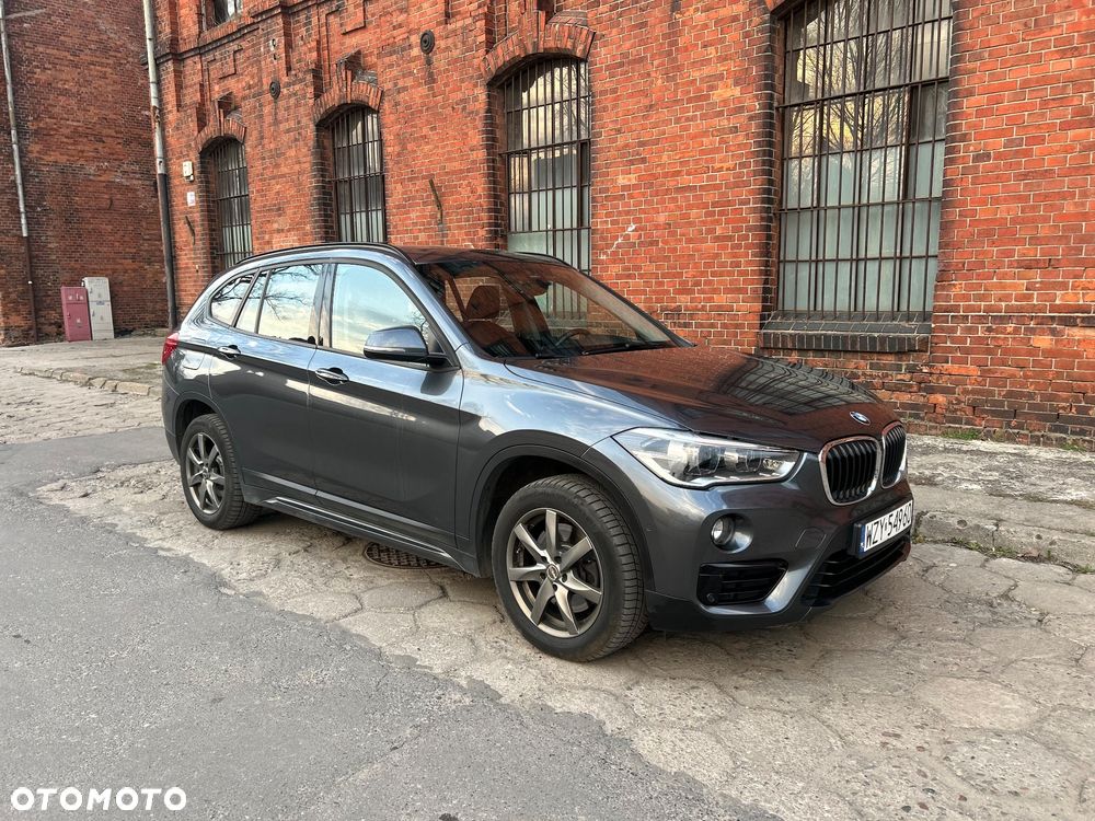 BMW X1 xDrive20d Sport Line sport - 6