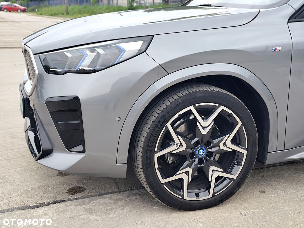 BMW iX2 xDrive30 66.5kWh M Sport Edition - 34