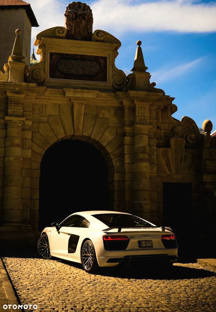 Audi R8 Coupé - 2