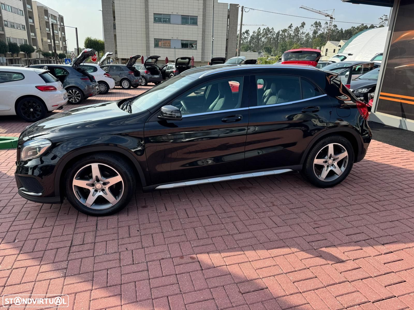 Mercedes-Benz GLA 180 CDi AMG Line - 30
