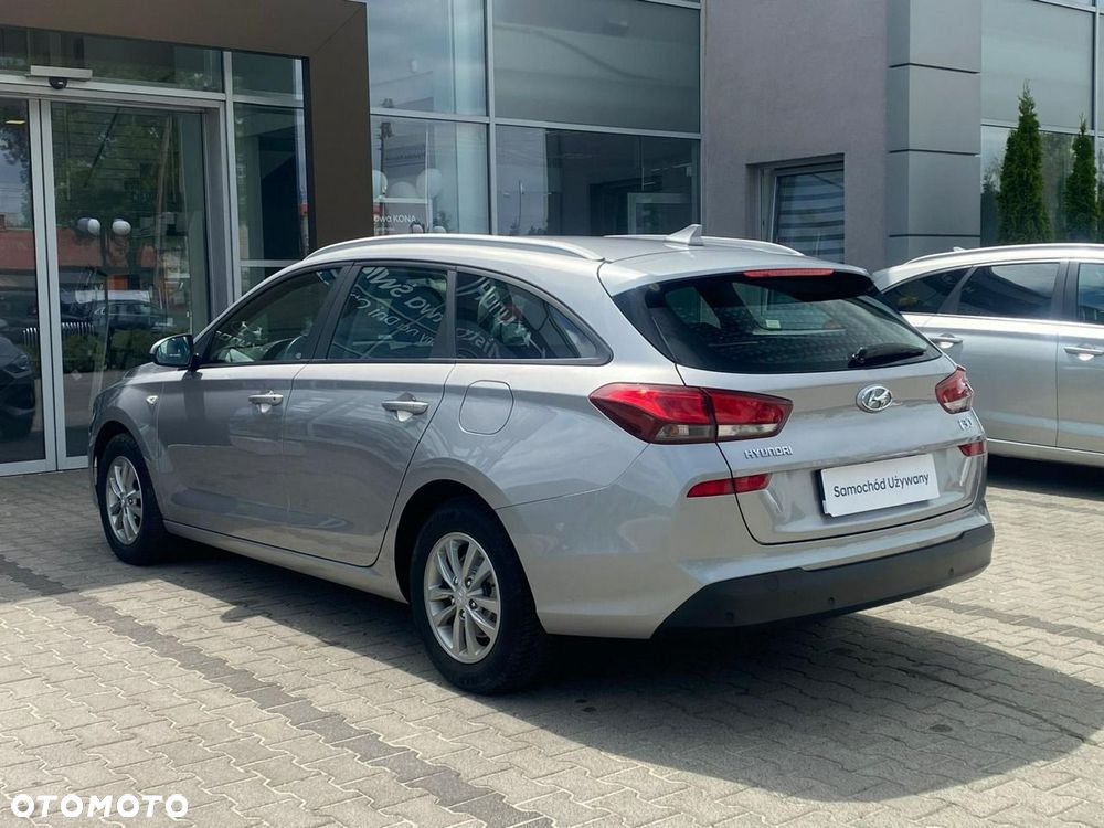 Hyundai i30 1.5 DPI Modern - 11