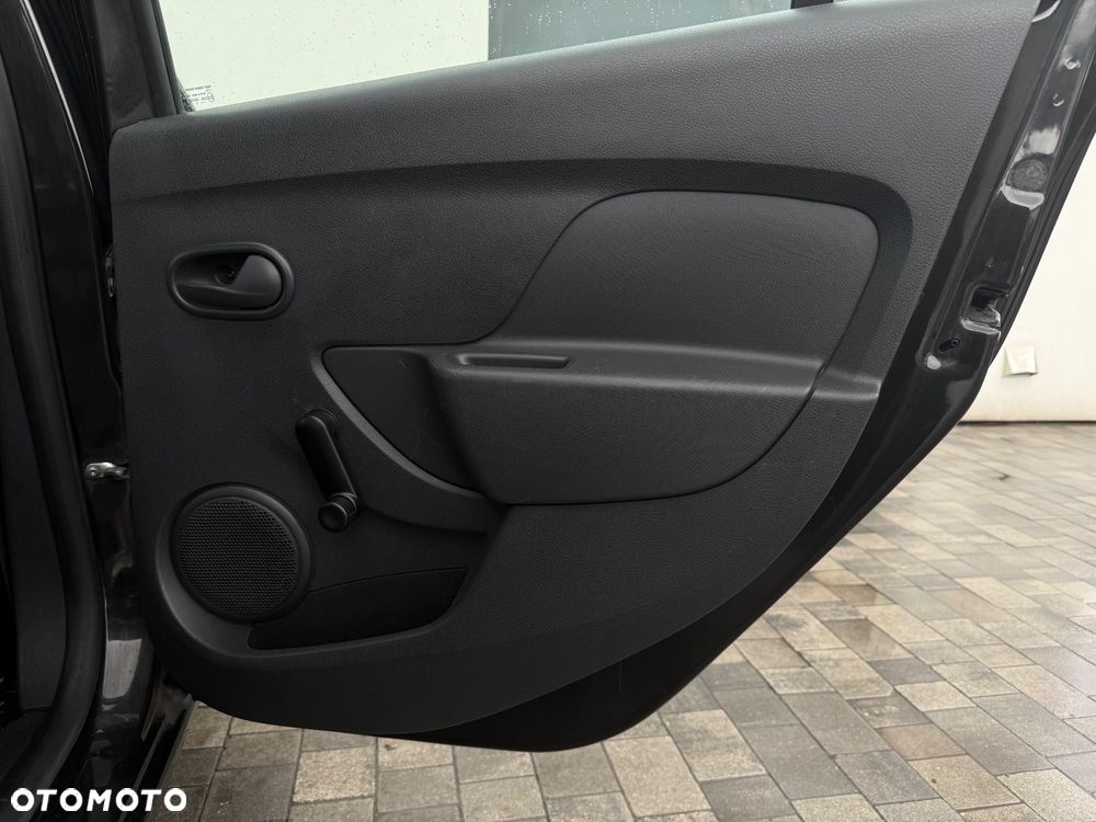 Dacia Sandero 1.2 16V 75 Essentiel - 27