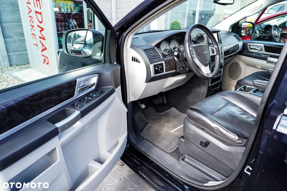 Chrysler Grand Voyager 2.8 CRD Automatik Limited - 12