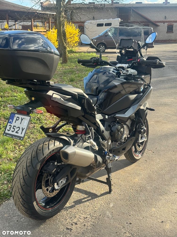 BMW XR - 3