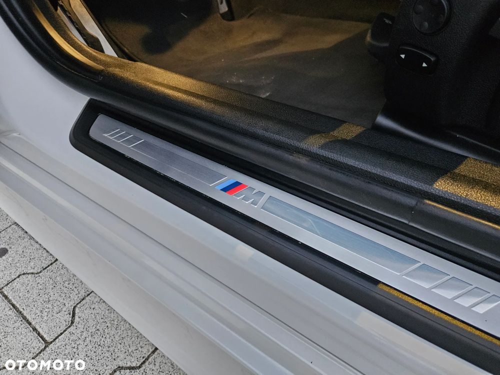 BMW Seria 3 320d xDrive MHEV M Sport sport - 17