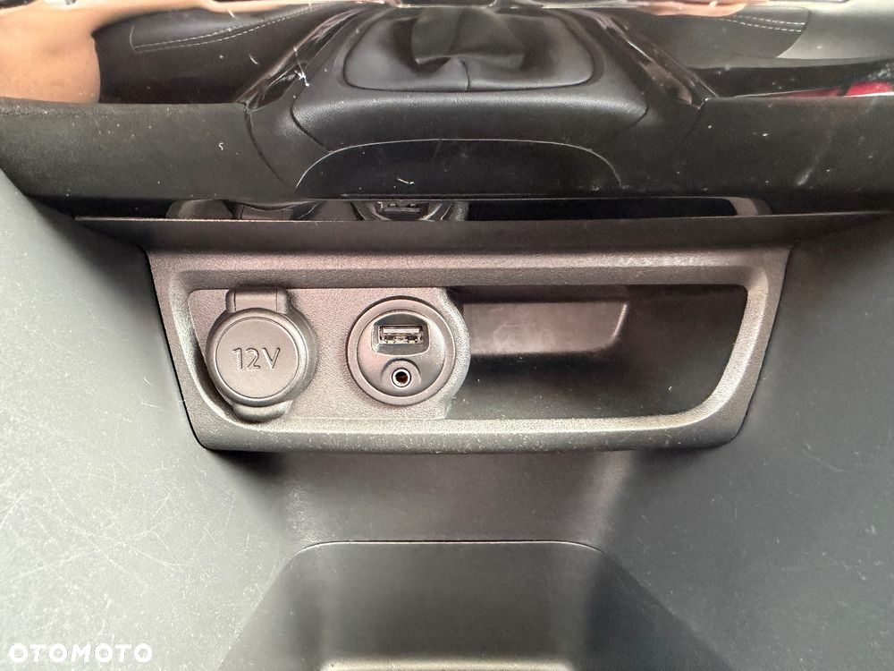 Peugeot 2008 PureTech 110 Stop&Start Allure - 32