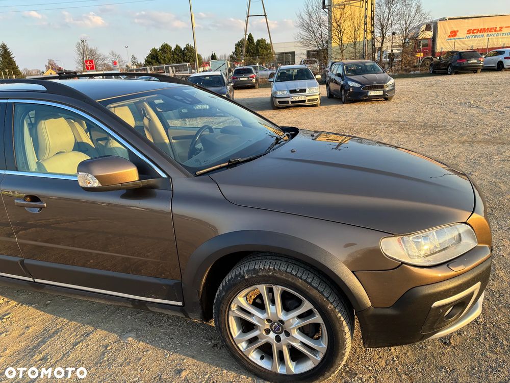Volvo XC 70 D5 AWD Dynamic Summum - 4