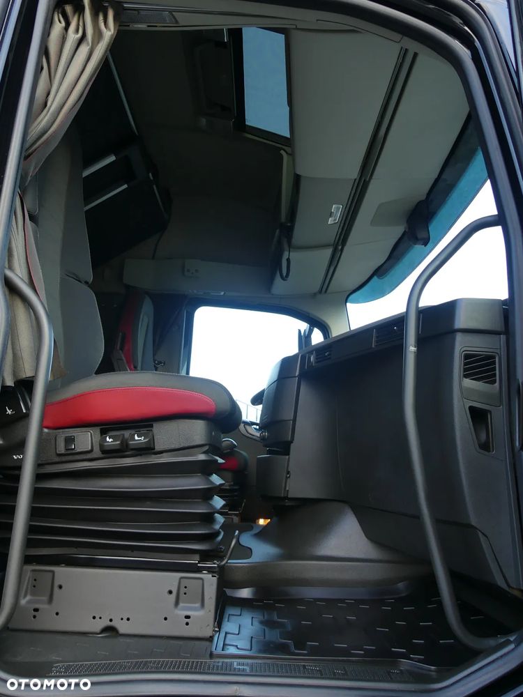 Volvo FH4 500 / EURO 6 / AUTOMAT / LOW DECK / I- SHIFT / KLIMA POSTOJOWA / - 29