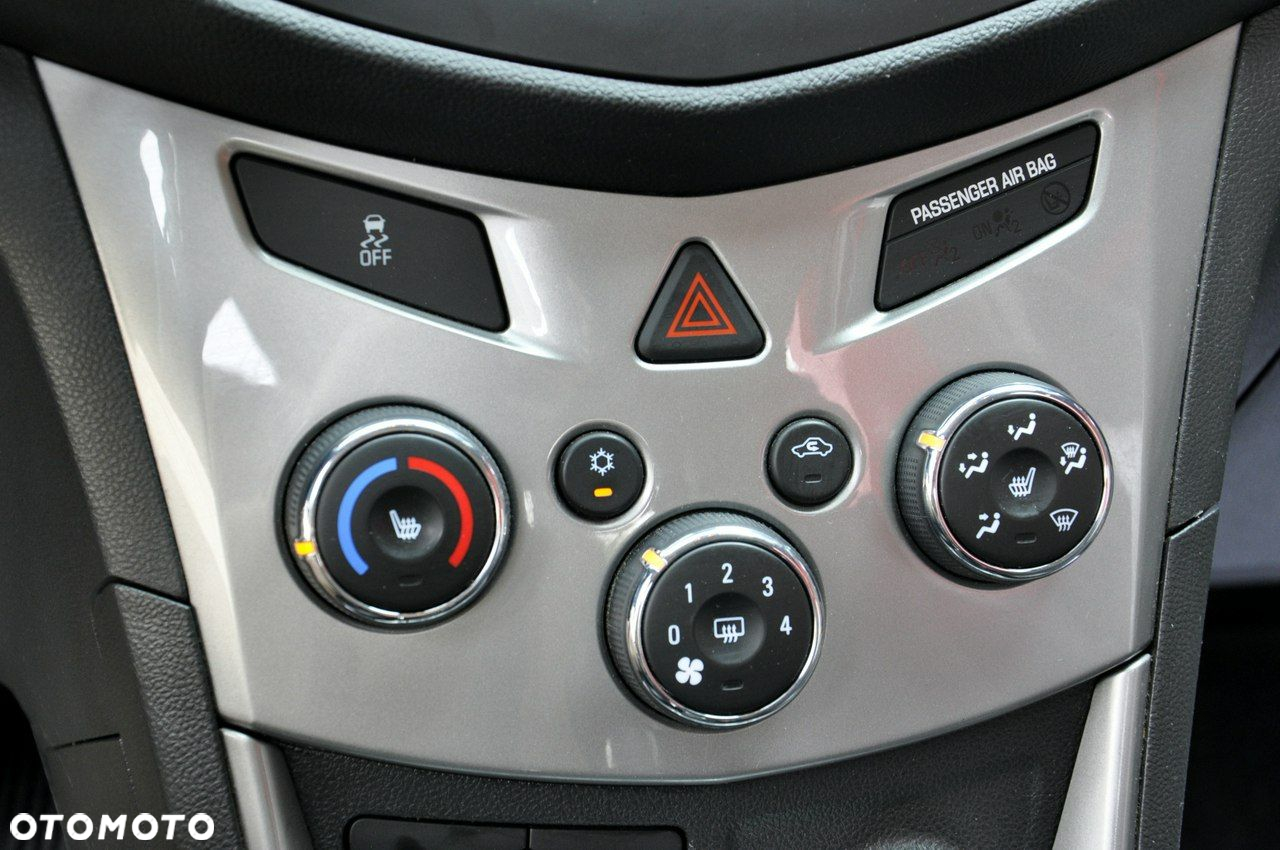 Chevrolet Trax 1.4 T LT AWD - 12