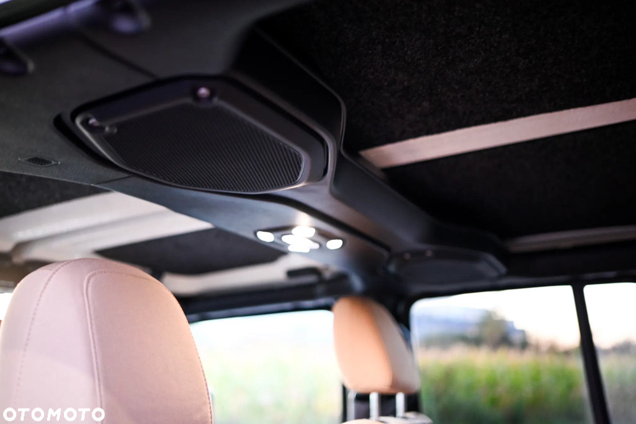 Jeep Wrangler - 33