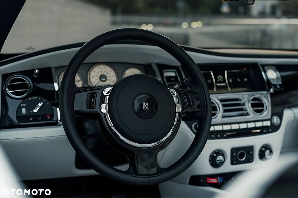 Rolls-Royce Dawn - 10