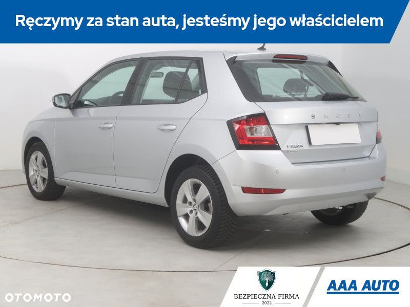 Skoda Fabia - 6
