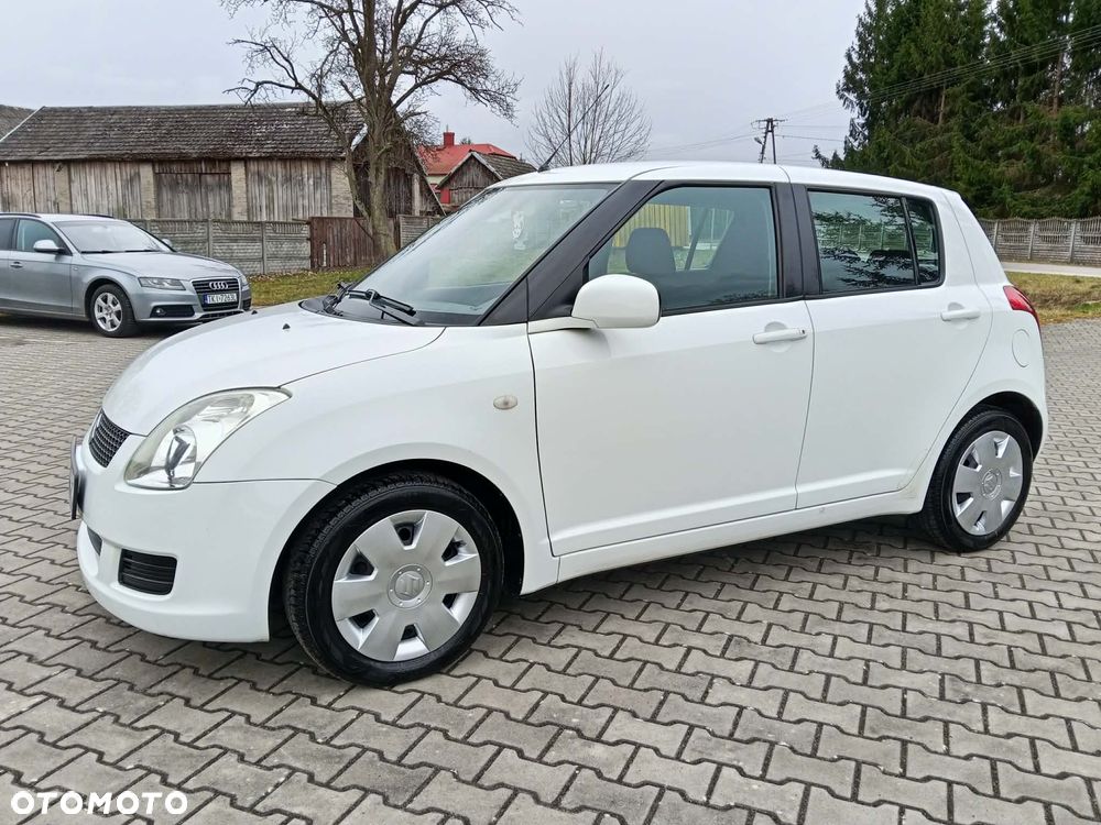 Suzuki Swift 1.3 Black and White - 5