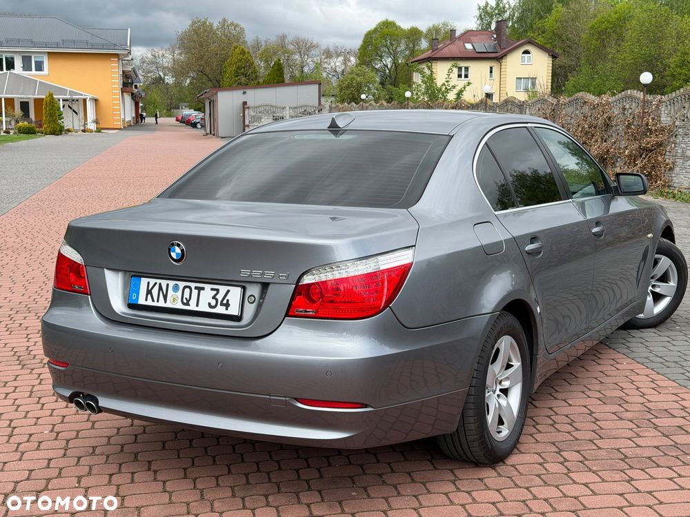BMW Seria 5 525d Edition Lifestyle - 4