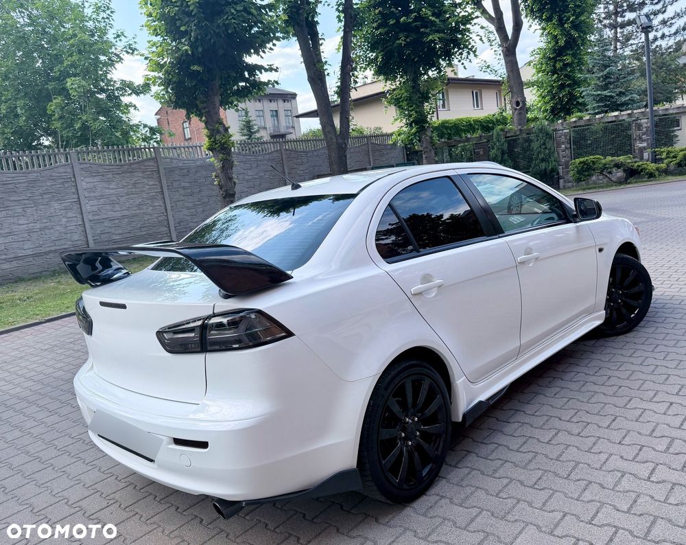 Mitsubishi Lancer 1.6 - 4