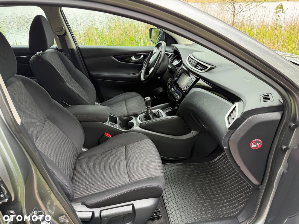 Nissan Qashqai - 10
