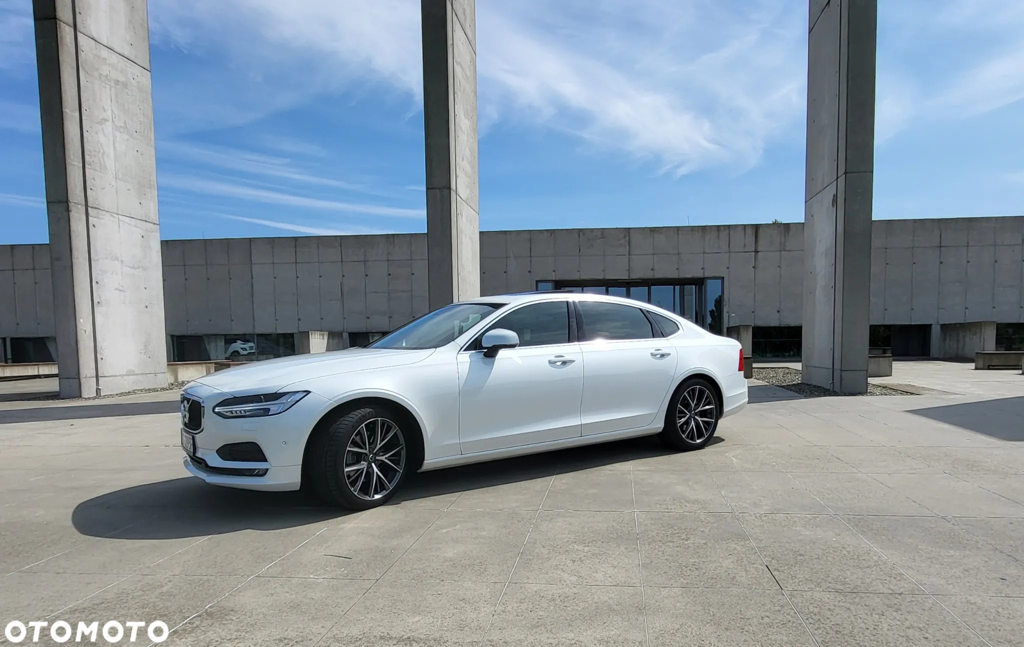 Volvo S90 T5 Momentum - 2
