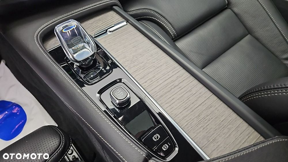 Volvo S90 B5 D AWD Ultimate Dark - 19
