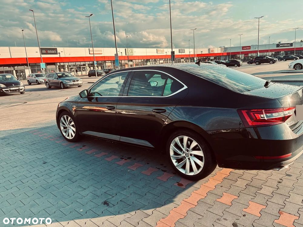Skoda Superb 2.0 TSI 4x4 L&K DSG - 13