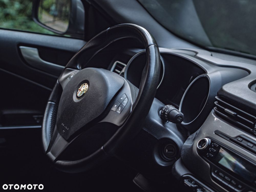 Alfa Romeo Giulietta 2.0 JTDM Distinctive - 12