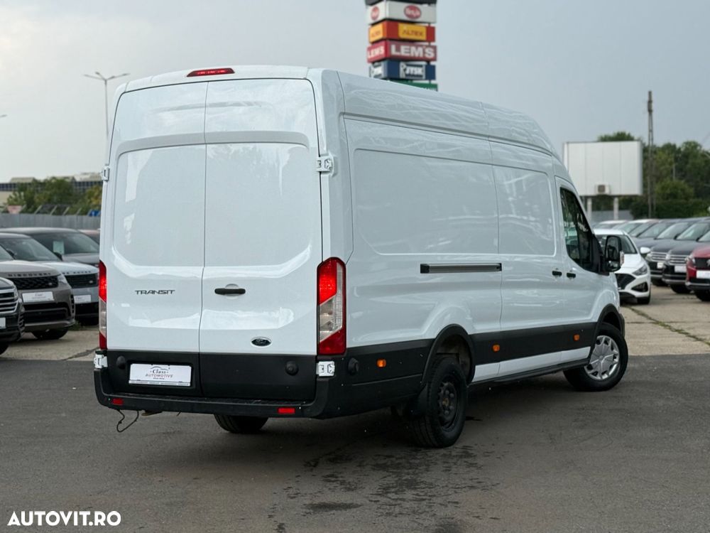 Ford Transit 350 2.0 EcoBlue HDT 130 CP L4 RWD DCAB Trend - 22
