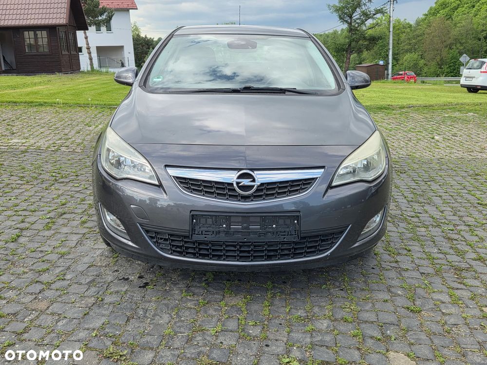 Opel Astra 1.6 T Enjoy - 2