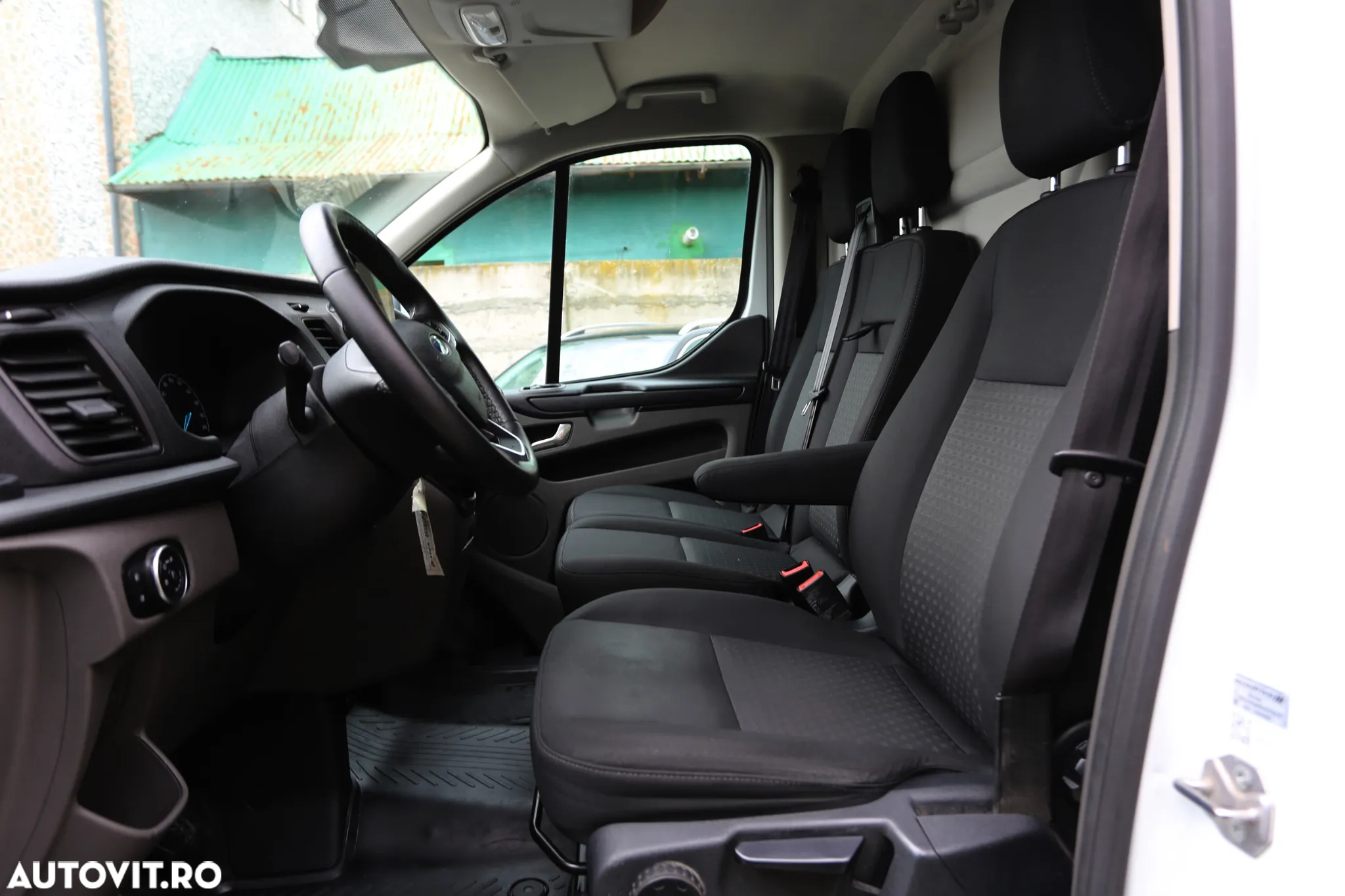 Ford Transit Custom L2H1 - 11
