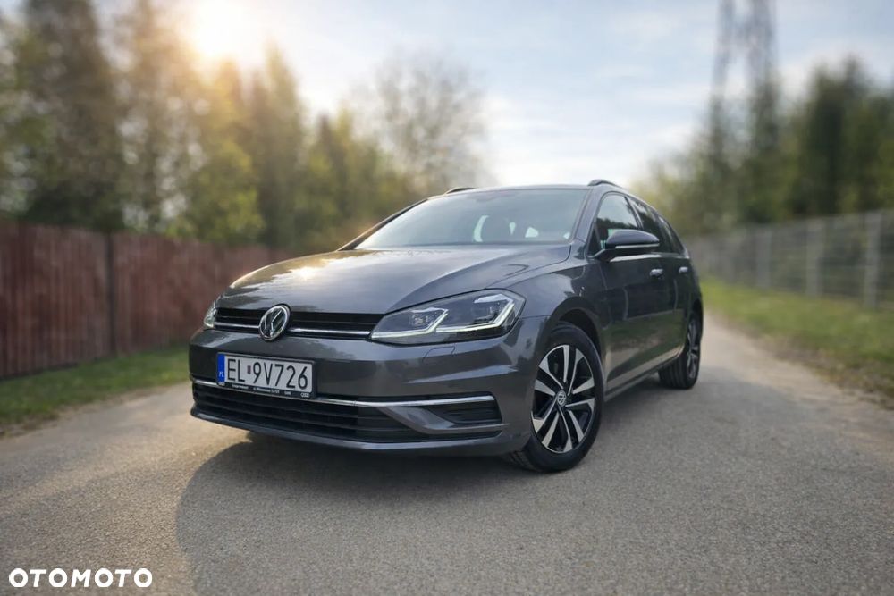 Volkswagen Golf 1.5 TSI BMT Evo IQ Drive DSG - 1