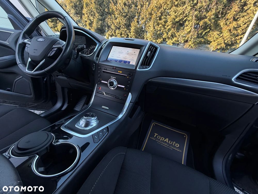 Ford S-Max 2.0 EcoBlue Titanium - 17