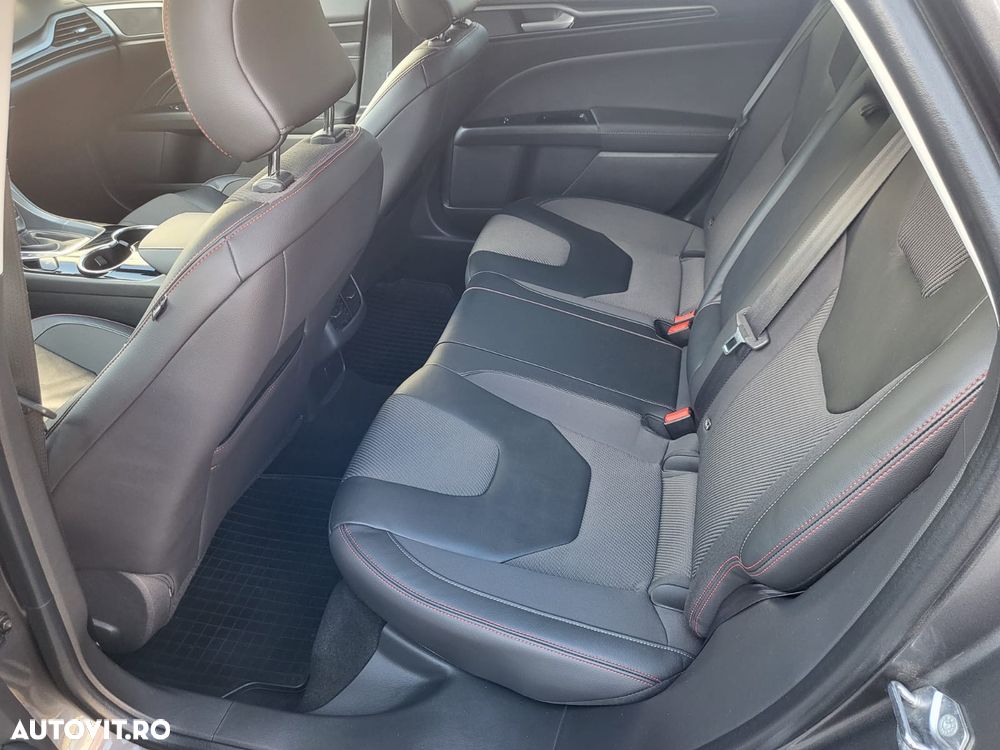 Ford Mondeo 2.0 TDCi Bi-Turbo PowerShift-Aut. ST-Line - 11