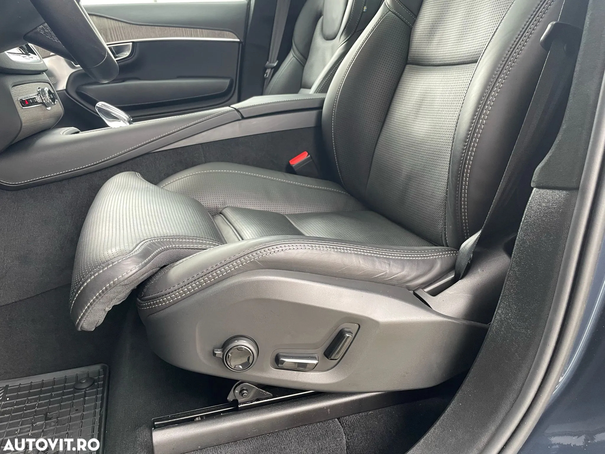 Volvo XC 90 B5 MHEV AWD 7 locuri Inscription - 18