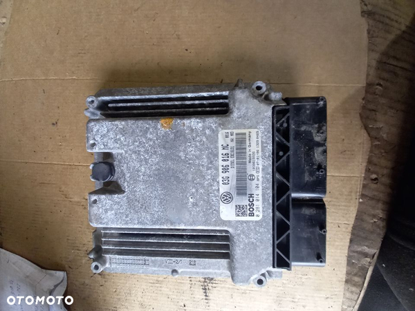 STEROWNIK SILNIKA 03G906016MC skoda super b