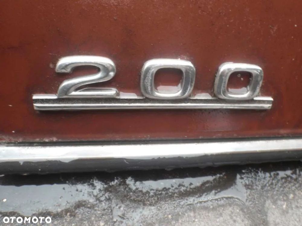 logo emblemat listwa tylna klapa mercedes w123 beczka - 4