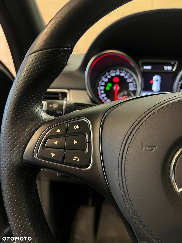 Mercedes-Benz GLS - 15