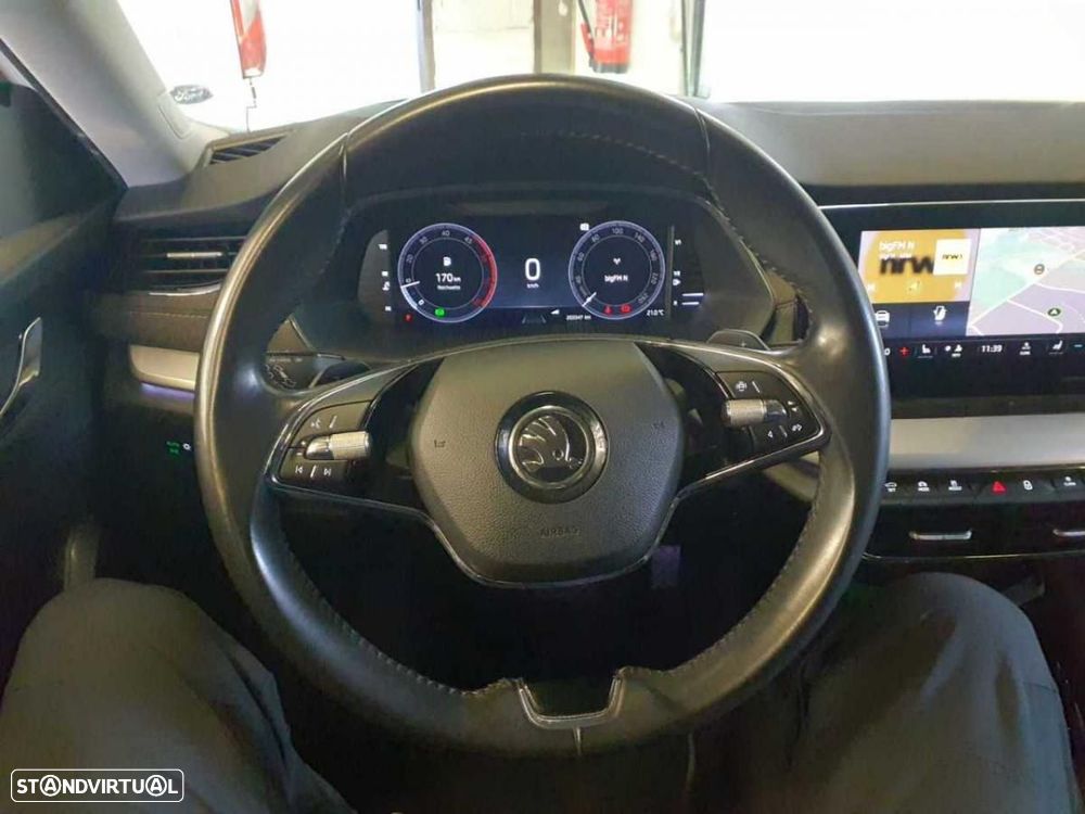 Skoda Octavia Break 2.0 TDI DSG First Edition - 12