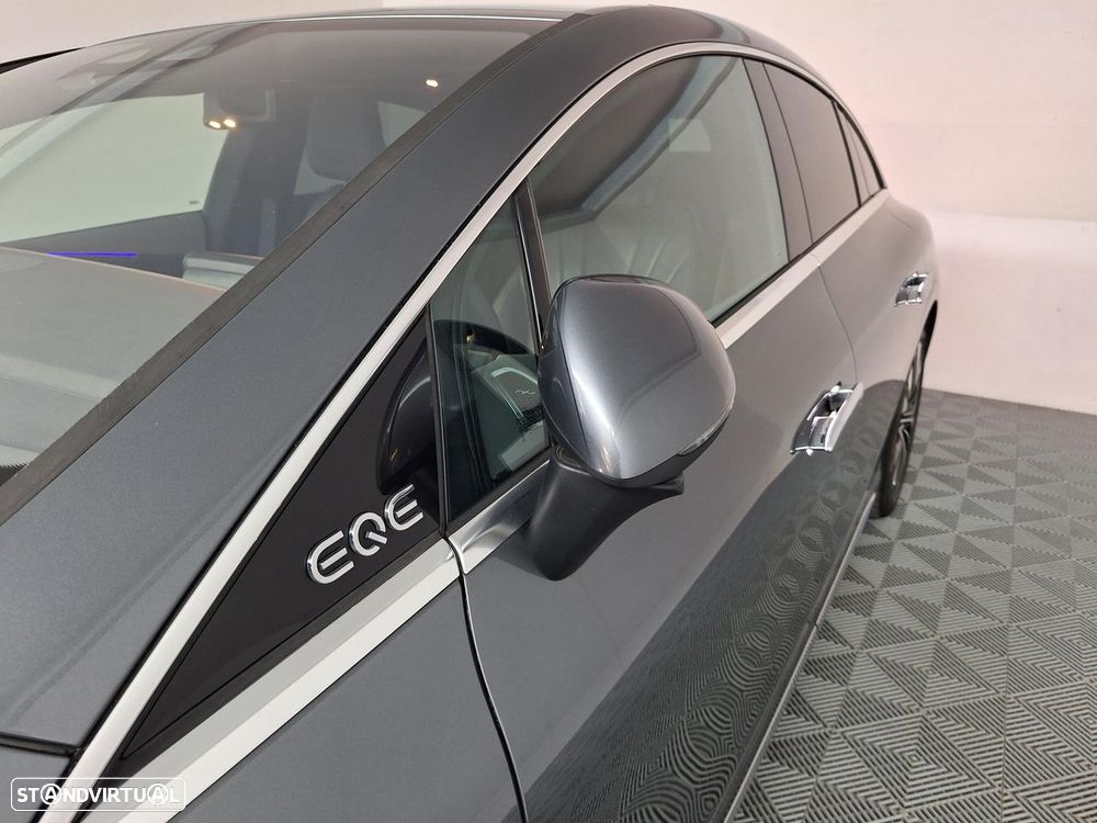 Mercedes-Benz EQE 350+ - 32