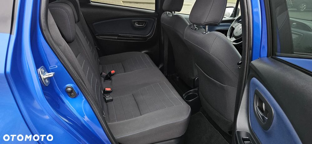 Toyota Yaris Hybrid 100 Selection Platinum - 7