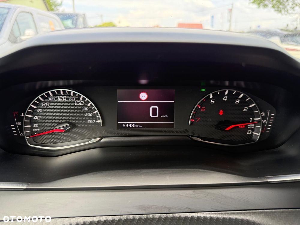 Peugeot 2008 - 14