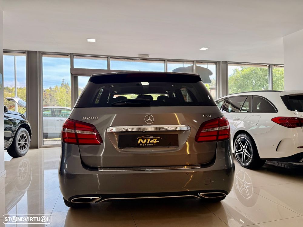 Mercedes-Benz B 200 d Fleet Pack Urban Aut. - 11