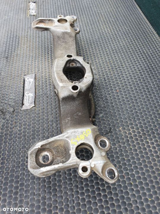 Łapa Wspornik 8E0399263S Poduszka Podpora Belka Skrzyni Skrzynia Biegów Audi A4 B6 B7 - 3