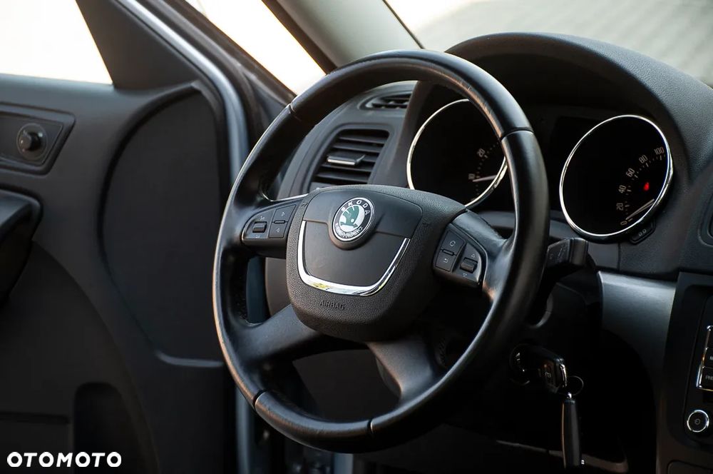 Skoda Yeti 1.8 TSI DSG 4x4 Edition - 28