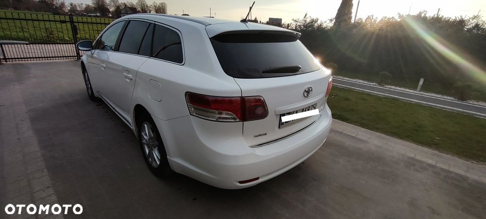 Toyota Avensis Touring Sports 1.8 Multidrive S Business Edition - 4