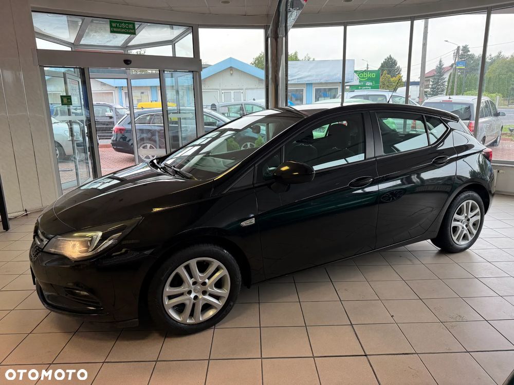 Opel Astra - 2